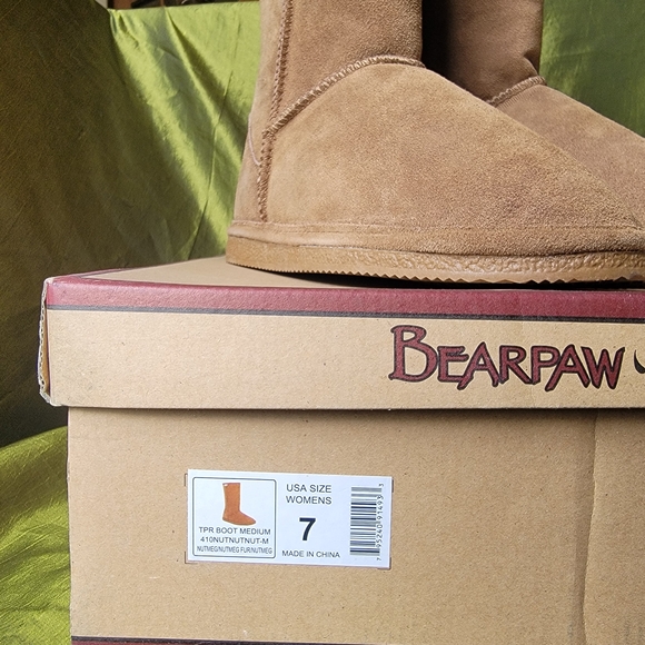 Bearpaw Women's Tall Nutmeg Light Brown Boots Size 7 - Picture 8 of 8